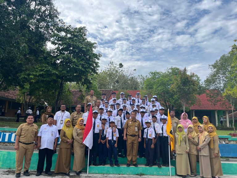 OSIS SMP Negeri 1 Nguntoronadi Sukses Menyelenggarakan Latihan Dasar Kepemimpinan (LDK) Masa Bakti 2024/2025