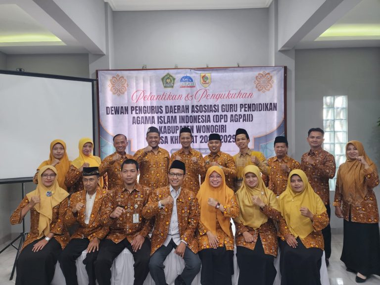 SAH!!Dewan Perwakilan Daerah Asosiasi Guru Pendidikan Agama Islam Indonesia (DPD AGPAII) 2024-2025 Kabupaten Wonogiri dilantik