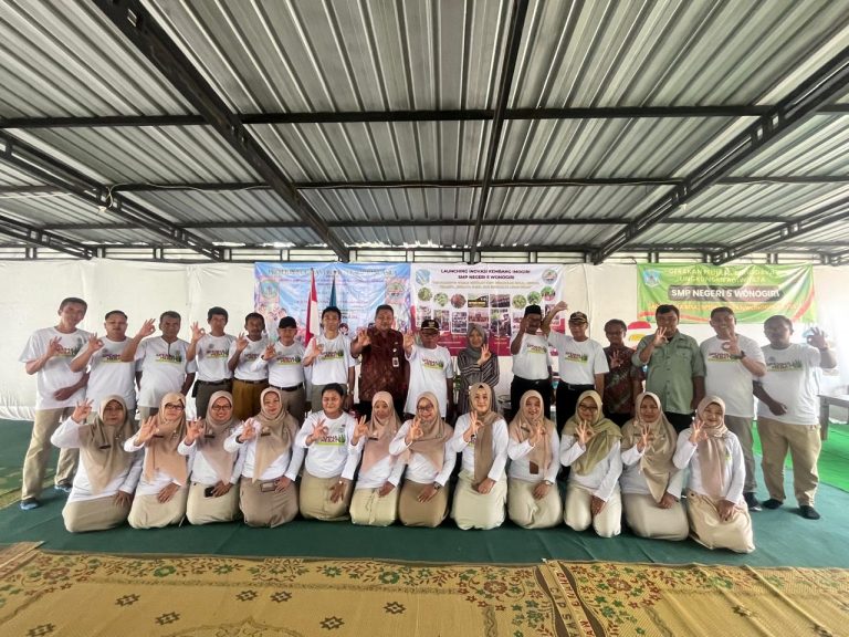 Kembang imogiri Adiwiyata SMP Negeri 5 Wonogiri Wujudkan Sekolah Hebat dan Bermutu