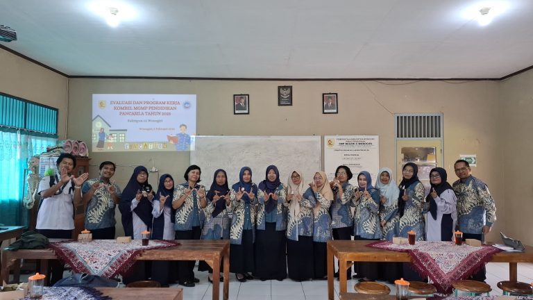 MGMP Pendidikan Pancasila  SR 01 Wonogiri Mengadakan Evaluasi Dan Program Kerja Kombel Pendidikan Pancasila Tahun 2025