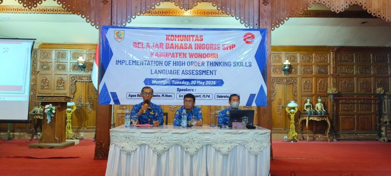 MGMP Bahasa Inggris Rayon Wonogiri Gelar Workshop: Implementation of High Order Thinking skills Language Assesment