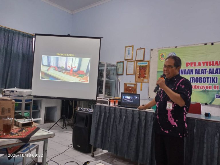 Pelatihan Robotika: Langkah Nyata Guru IPA Wonogiri Menuju Pembelajaran Abad 21
